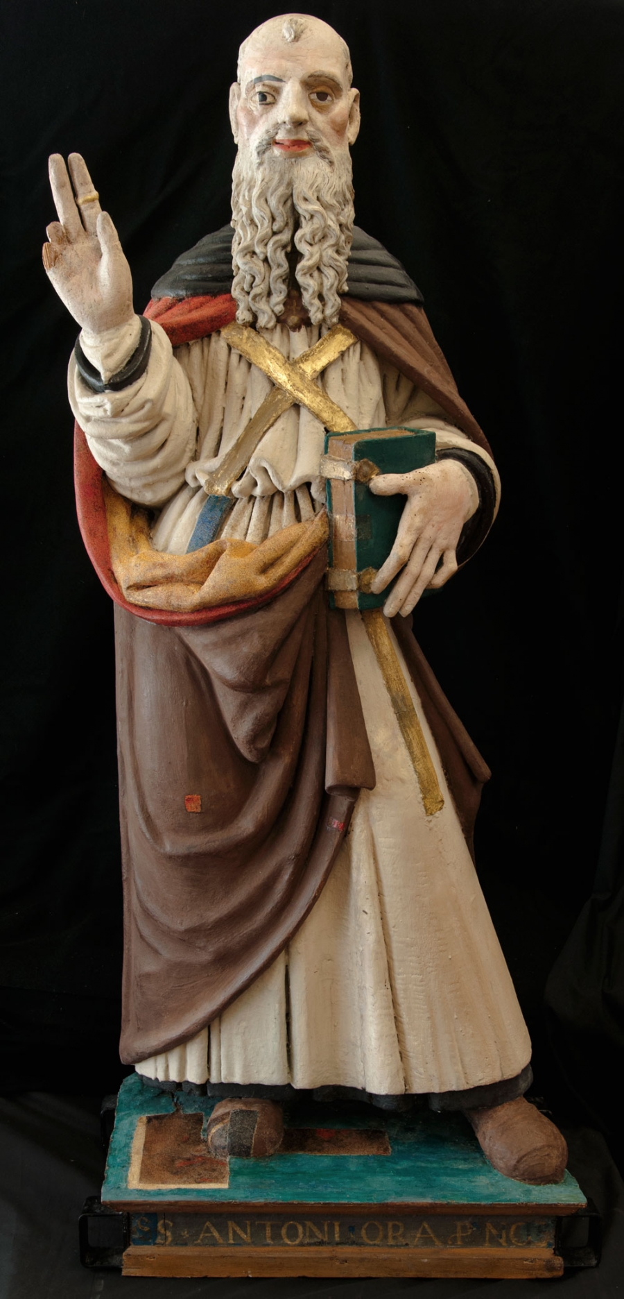 La scultura lignea policroma raffigurante sant&#039;Antonio abate, proveniente dalla località Frascaro di Norcia 